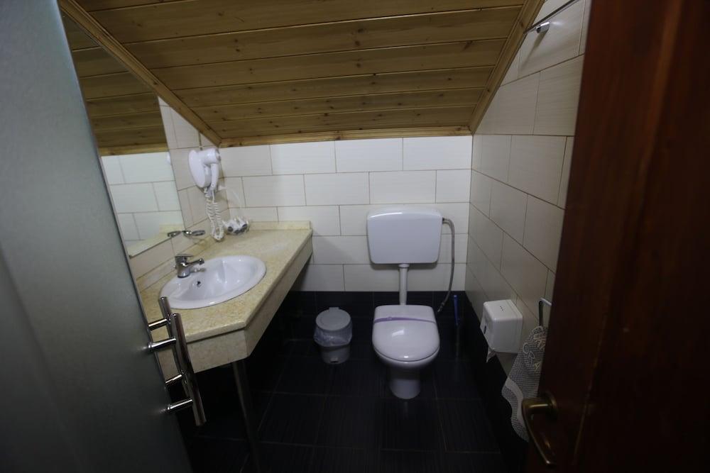 Ośrodek wypoczynkowy Te'dreri - Llogora Tourist Village Dhërmi